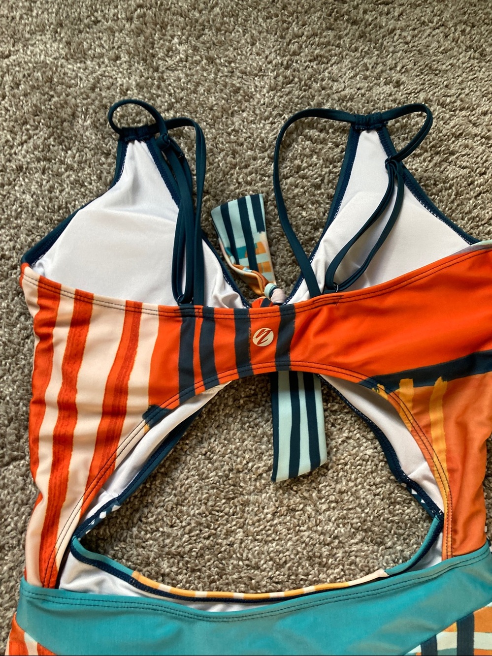 Nani Ray High Tide One Piece Swimsuit POCKETS Cut out Tie front Patchwork sz L - Picture 9 of 11